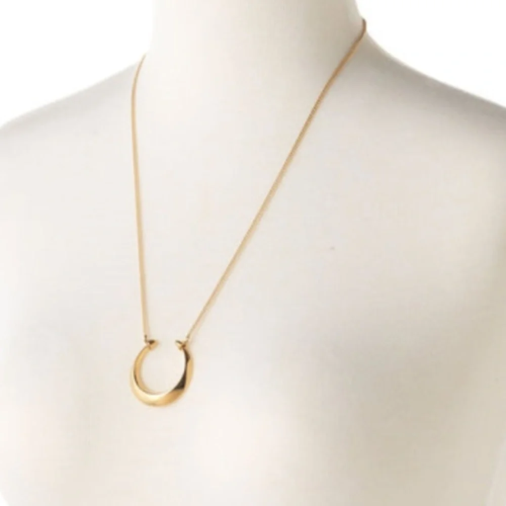 :: S&D [GOLD] Double Horn Pendant Necklace Retired - Picture 7 of 8